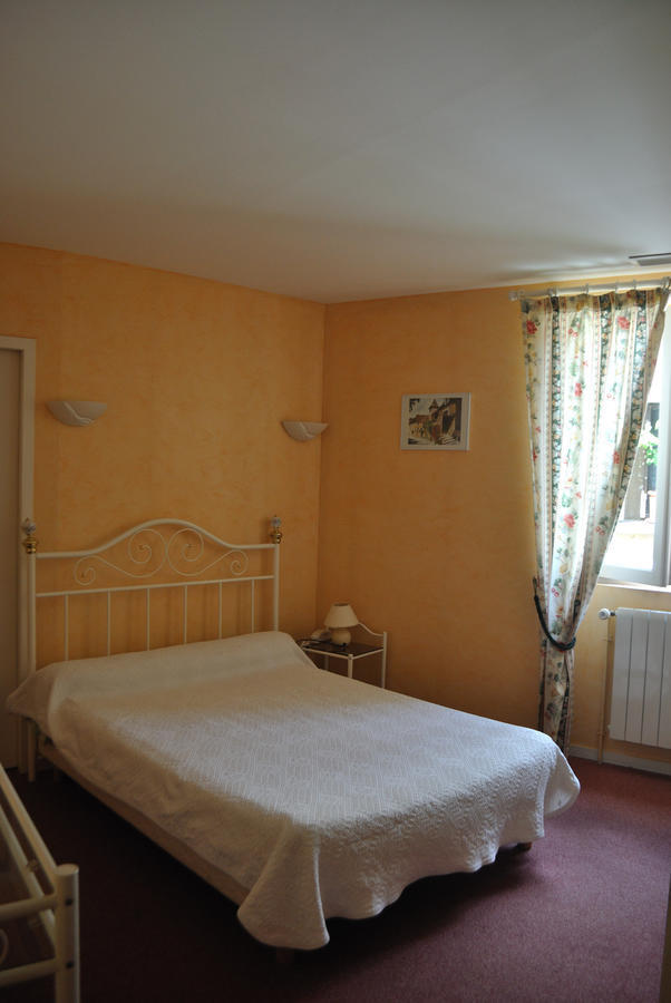 Hotel Auberge De La Nauze Sagelat 객실 사진